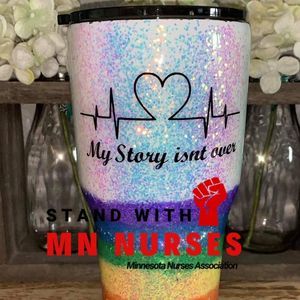 Meet your Posher, Cassandra